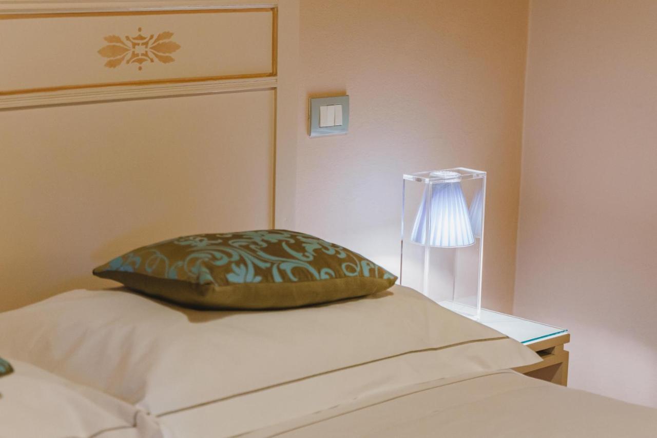 Duchess Boutique De Charme Bed and Breakfast Firenze Eksteriør billede